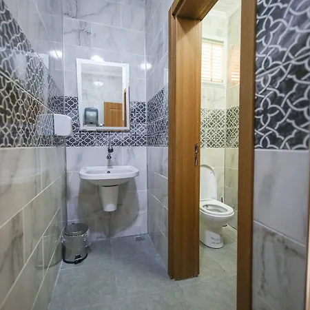 Hotel Delta 2*
